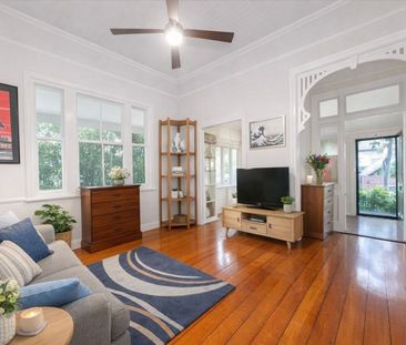 Beautiful Family Home - Photo 1