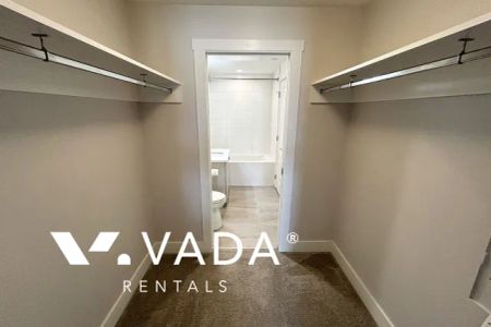 Unfurnished, Pet Friendly, 1 Bed 1 Bath Apartment For Rent - Photo 4