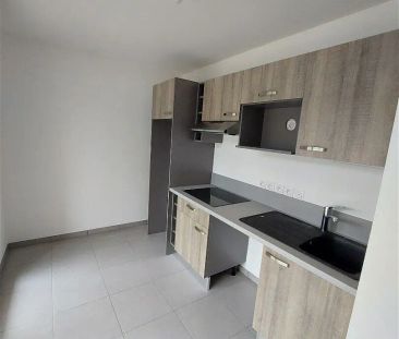 Location appartement 3 pièces - 67m² à L'isle-d'abeau (38080) - Photo 1