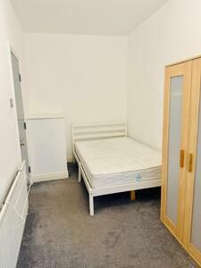 Burley Lodge Terrace LS6 1QA - Photo 5