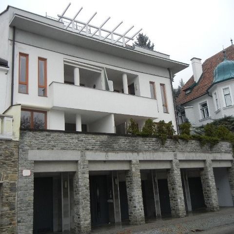 Terrassenwohnung mit Lift und Garagenplatz in bester Lage von Krems - Foto 1