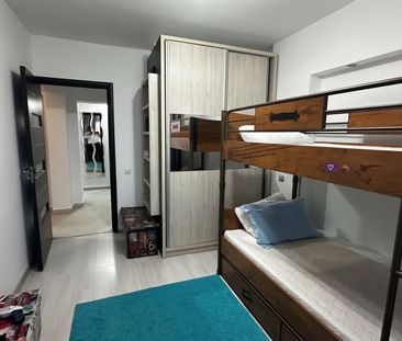 3 camere Ultracentral, decomandat, centrală proprie, loc de parcare, l - Fotografie 1