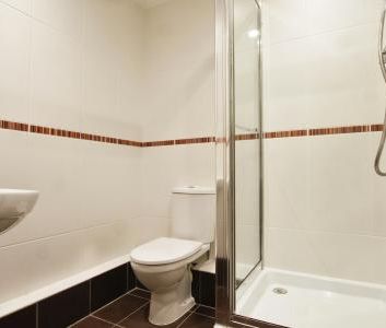 Victoria Mills, Salts Mill Road, Shipley, Bradford, BD17 - Photo 6