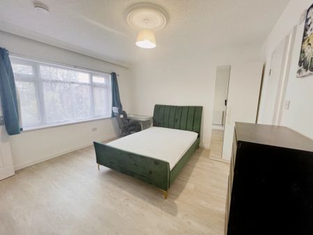 room 1 - Photo 4