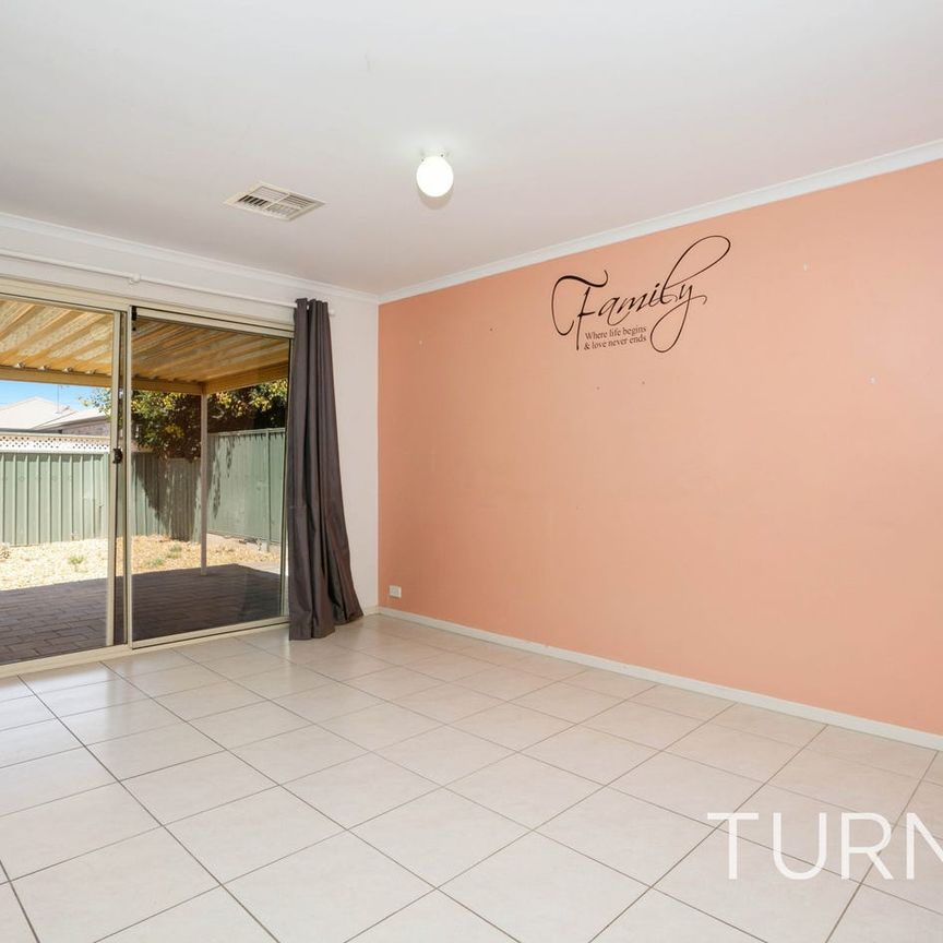 Modern 3 Bedroom Home in a Convenient Location - Photo 1