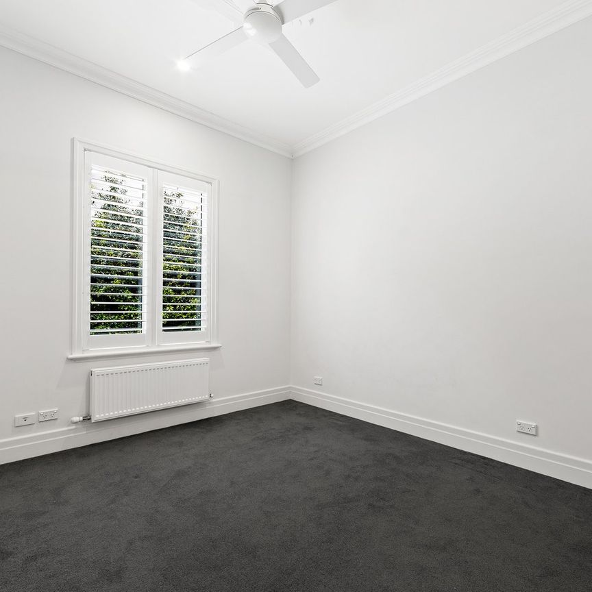 5 Lyon Street, Essendon VIC 3040 - Photo 1