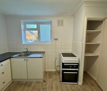 Jupps Lane, Goring-by-Sea, BN12 2 bedroom ground floor flat to rent - Photo 3