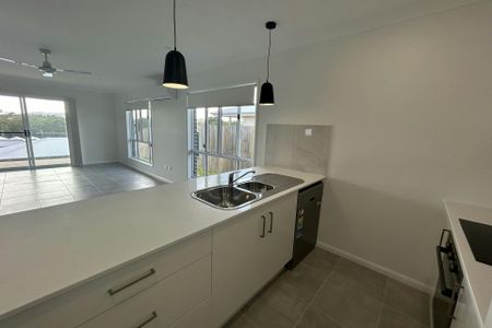 THIS BEAUTIFUL NEWLY BUILT HOME IN CLINTON IS AVAILABLE NOW! - Photo 2