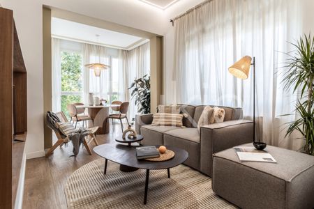 Apartamento de alquiler en Plaza de la República Argentina, El Viso - Photo 4