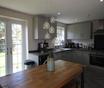 3 bedroom detached house to rent - Photo 1
