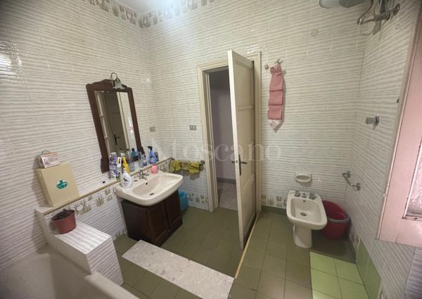 Casa a Messina in Via Cesare Battisti Messina, Battisti - Avignone
