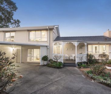 Spacious 4-Bedroom Family Home with Sunny Alfresco - Photo 2
