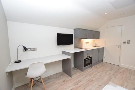 Studio to rent - Photo 4