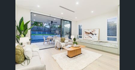 New Luxury 5-Bedroom Duplex – Premium Living on the West Ryde Border - Photo 2