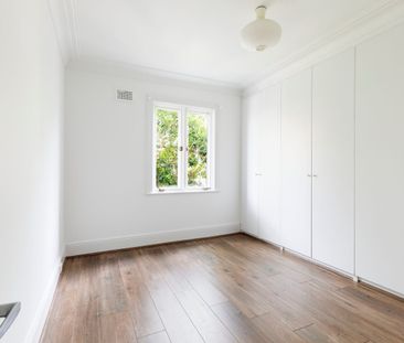 Unfurnished three bedroom terrace - Photo 5