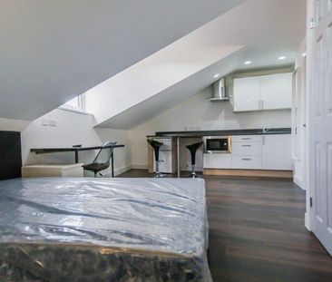 Studio to rent - Photo 4
