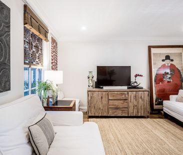 15 Norton Street, Surry Hills NSW 2010 - House For Rent | Domain - Photo 1