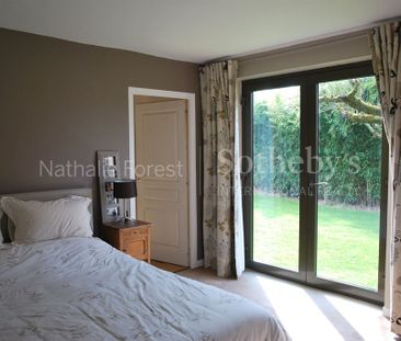 Location Maison 7 pièces 180m² CROIX 59170 - Photo 4