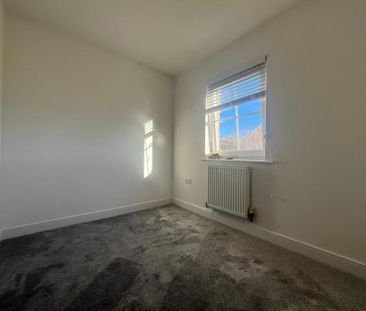 5 bedroom terraced house to rent - Photo 3