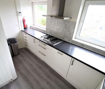 3 bedroom terraced house to rent - Photo 4