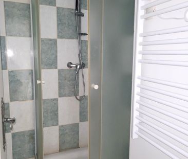 Location Appartement 2 pièces 37m² GRASSE 06130 - Photo 4