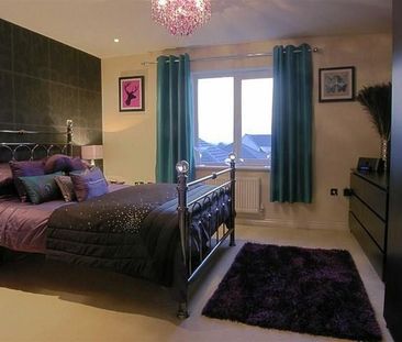 4 bedroom terraced house to rent - Photo 3