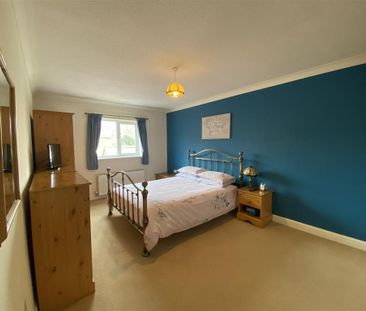 2 bedroom detached house to rent - Photo 2