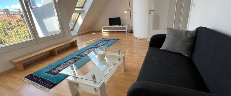 Teilmöblierte 2-Zimmer-Wohnung in Pankow mit Terrasse und Stellplatz!!! - Photo 1