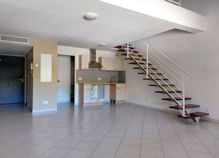 Appartement à louer 3 pièces • Manosque - Photo 2