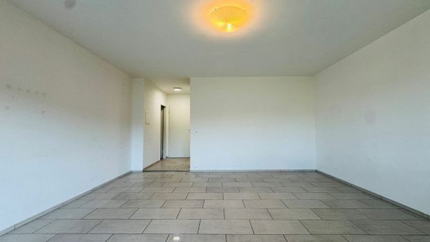 1.5-Zimmer-Wohnung im 4. Obergeschoss mit Balkon an zentraler Lage in Basel - Photo 1