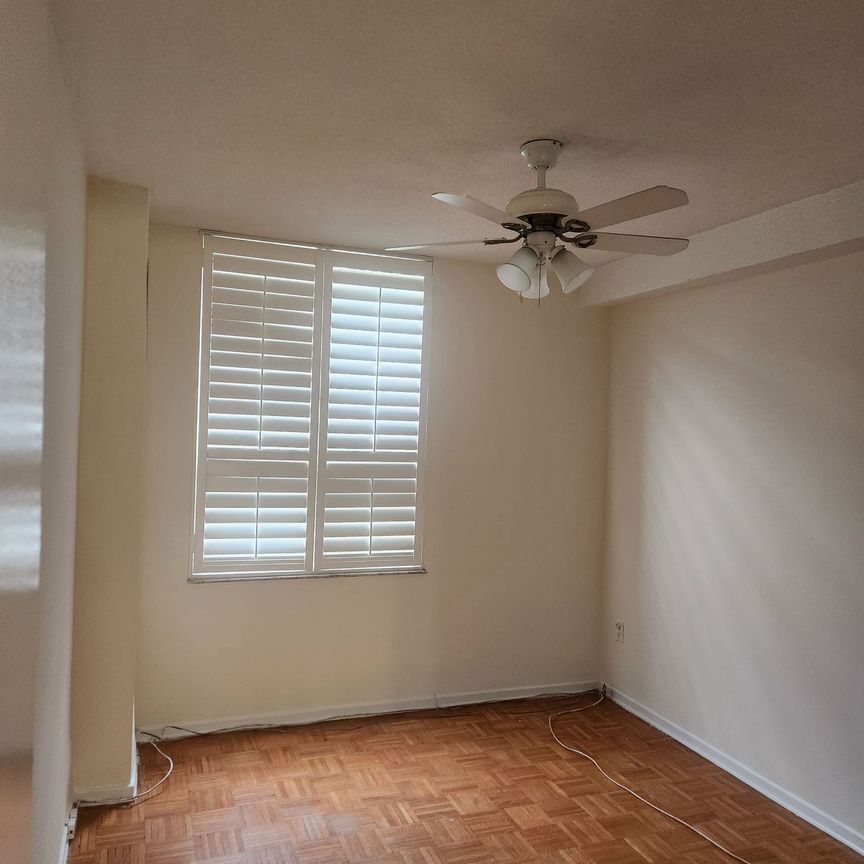 For Lease - 5 Shady Golfway Unit# 110, Toronto, Ontario - Photo 1