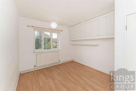 Severn Drive, Enfield, EN1 - Photo 4