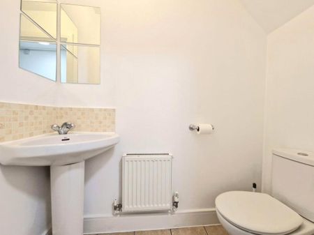 Vulcan Drive, Bracknell, RG12 - Photo 3