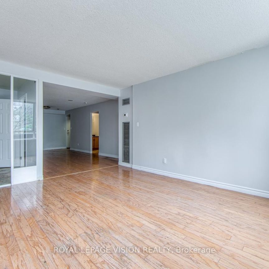 For Lease - 633 Bay Street Unit# 216, Toronto, Ontario - Photo 1