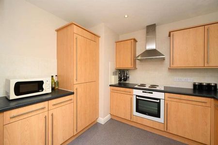Low Road Close, Cockermouth, CA13 - Photo 2
