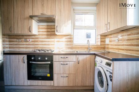 2 bedroom flat to rent - Photo 5