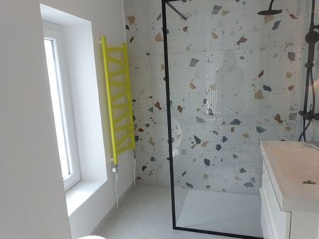 Location appartement 4 pièces, 90.01m², Nîmes - Photo 5