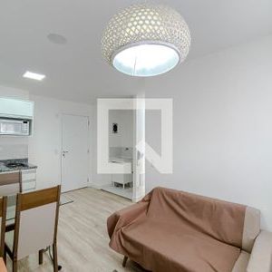 Apartamento para alugar com 38m², 2 quartos e sem vaga - Foto 2