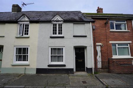 2 bedroom terraced house to rent - Photo 5