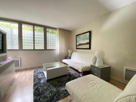 Location Appartement 1 pièce 29m² BORDEAUX 33000 - Photo 3