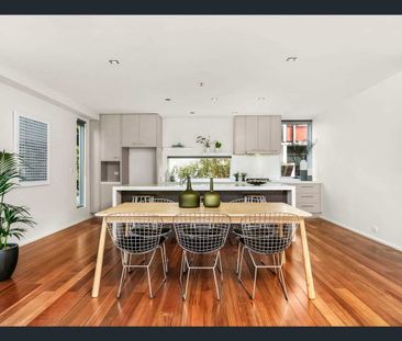 Architectural Show-Stopper In A Prime Lifestyle Location - Photo 4