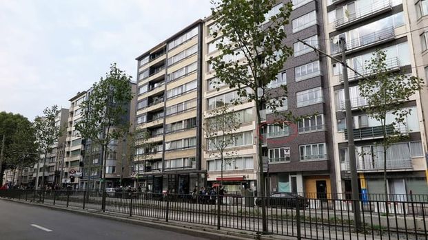 Appartement te huur - Photo 1