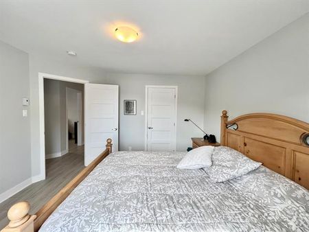 522 Rue des Écuyers - Photo 5