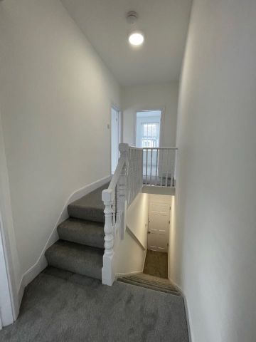 2 Bed Flat, Napier Road, N17 - Photo 3