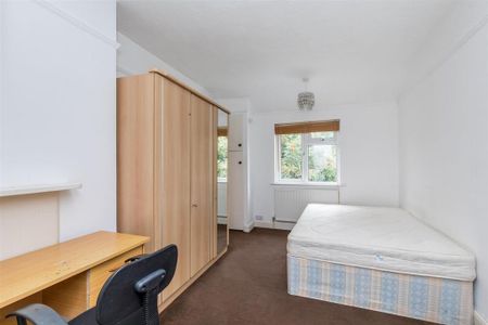 4 bedroom house share to rent - Photo 4