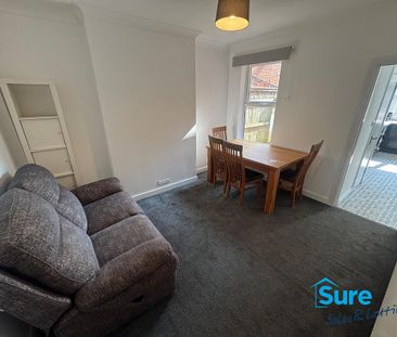 4 bedroom terraced house to rent - Photo 1