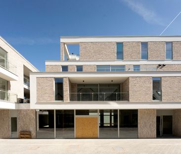 TE HUUR - Nieuwbouw 2-slaapkamerappartement in hartje Lanaken! - Photo 3