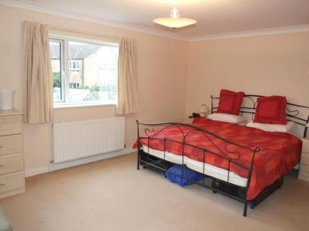 Room in a Shared House, Brill Close, CV4 - Photo 3