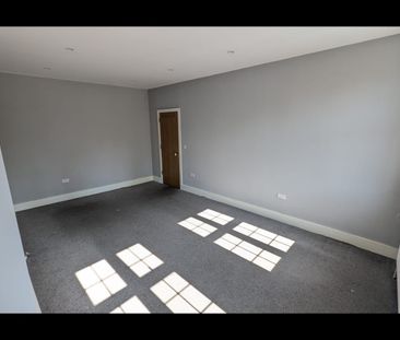 3 Bed Flat, Wembley Park Drive, HA9 - Photo 2