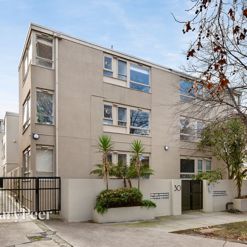 4 / 30 Mona Pl, South Yarra - Photo 1